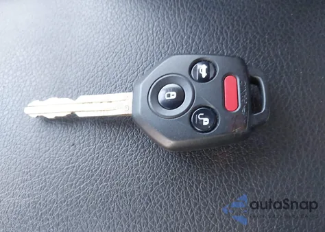 2013 Subaru Xv Crosstrek 2.0I Limited из США, поврежденный, VIN JF2GPAGC5D2881922